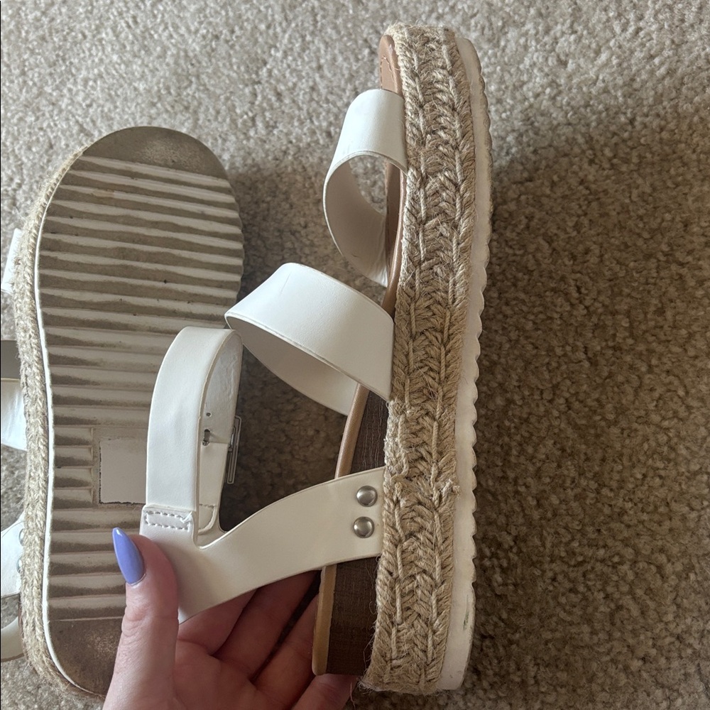 White Strappy Espadrille Platform Sandals - Women - Picture 3 of 3